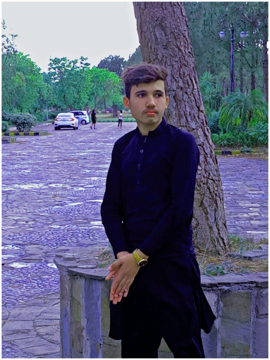 Picsart_22-06-07_23-49-17-111